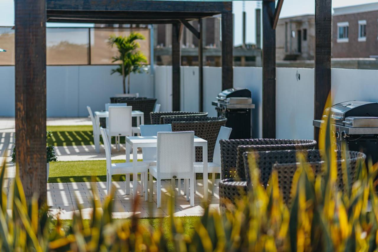 Lux Villa's by GG Palm Beach Extérieur photo