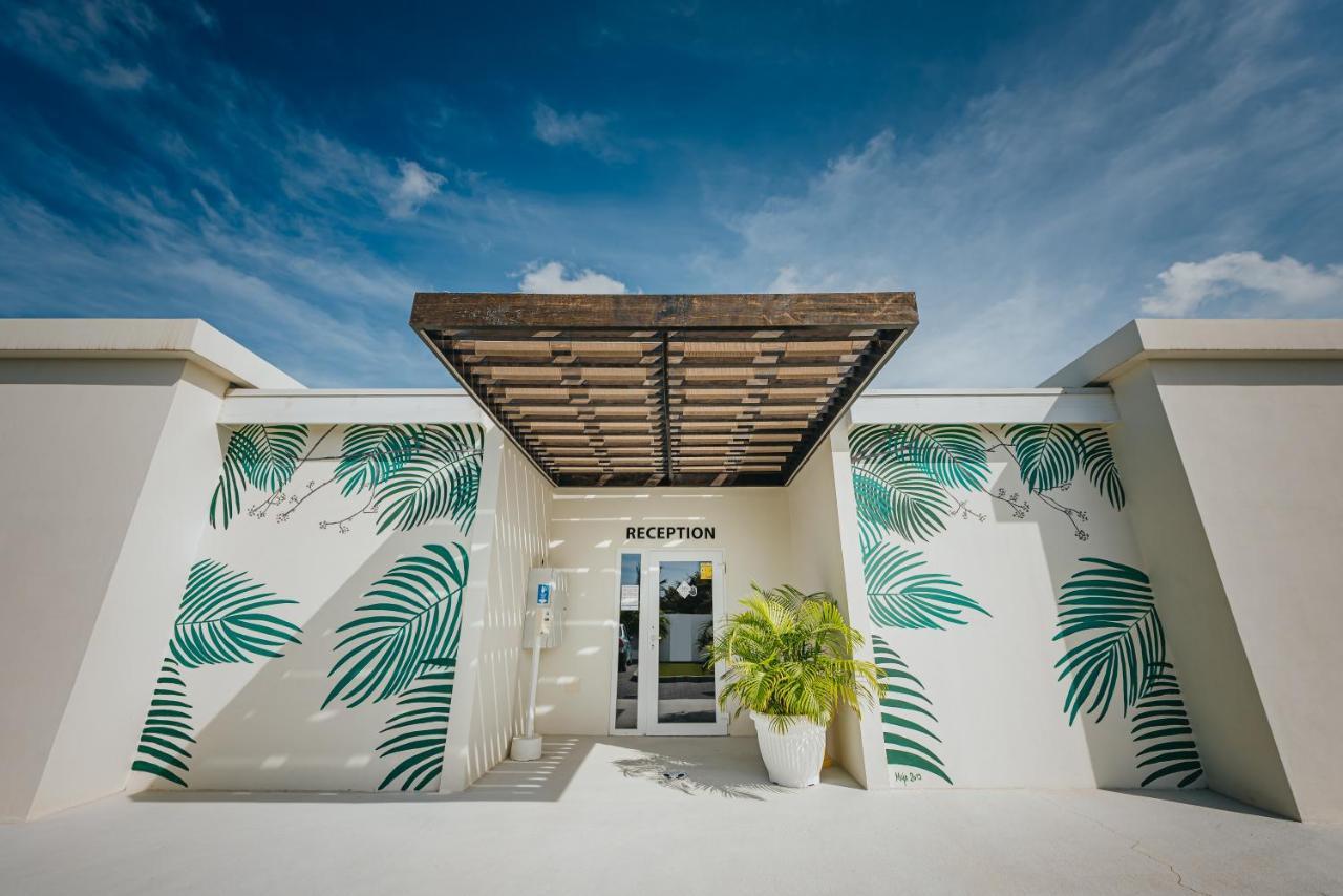 Lux Villa's by GG Palm Beach Extérieur photo